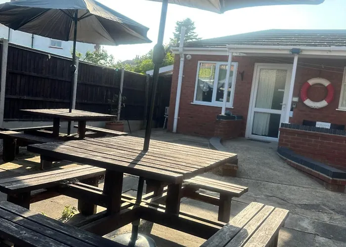 Clarendon Lodge - Accommodation Only