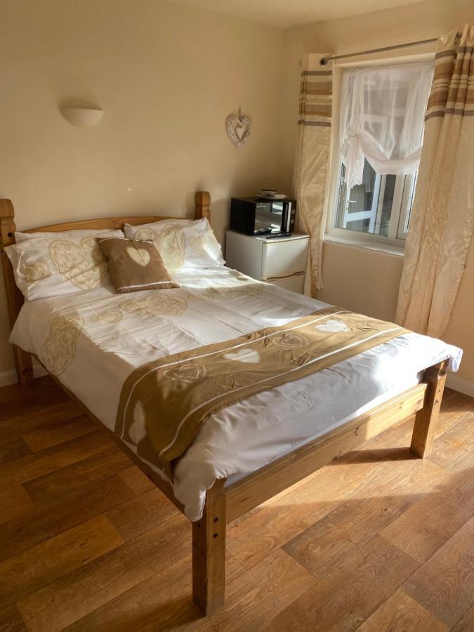 Guest house Clarendon - Only