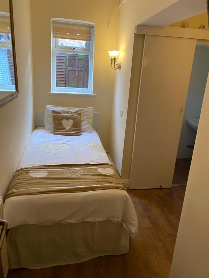 Clarendon - Only Guest house Skegness