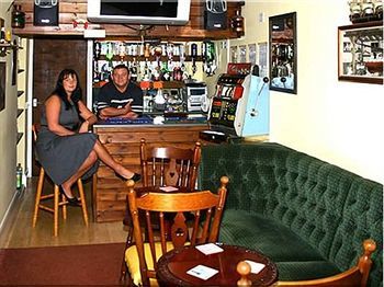 Clarendon - Only Guest house 3*