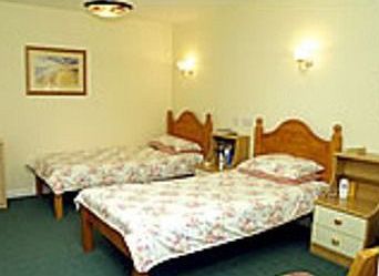 Clarendon - Only Guest house 3*