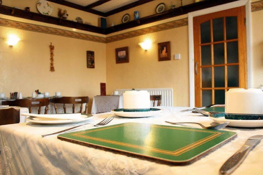 Clarendon - Only Guest house